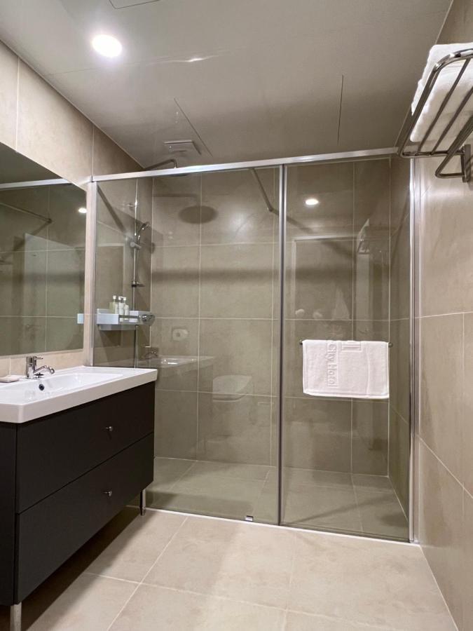Jinhae Intercity Hotel Чханвон Екстер'єр фото