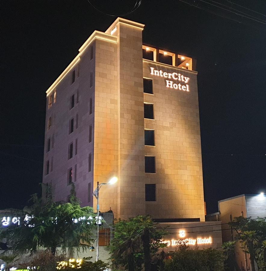 Jinhae Intercity Hotel Чханвон Екстер'єр фото